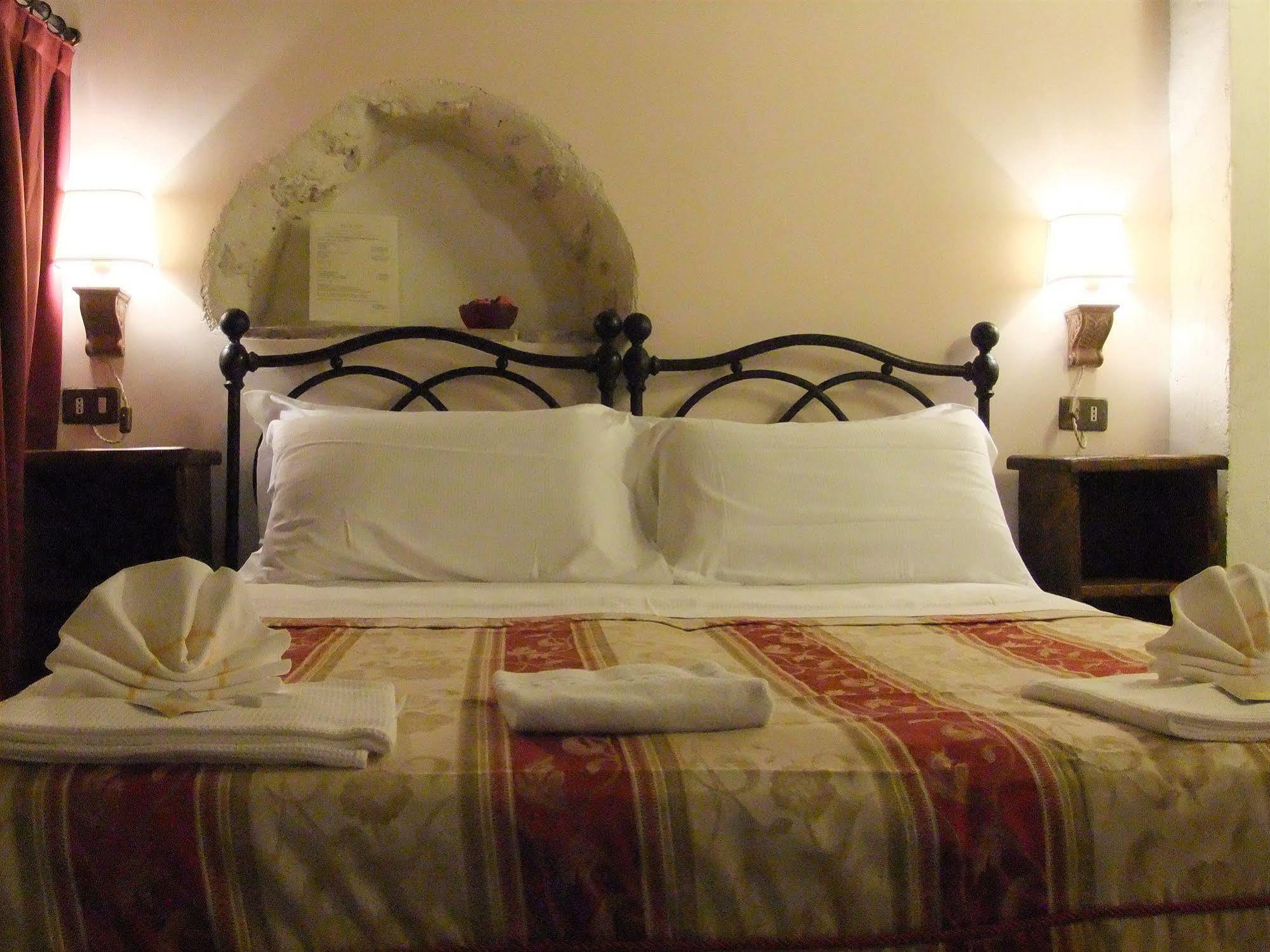 Residenza La Torre Aparthotel Santo Stefano Di Sessanio Εξωτερικό φωτογραφία