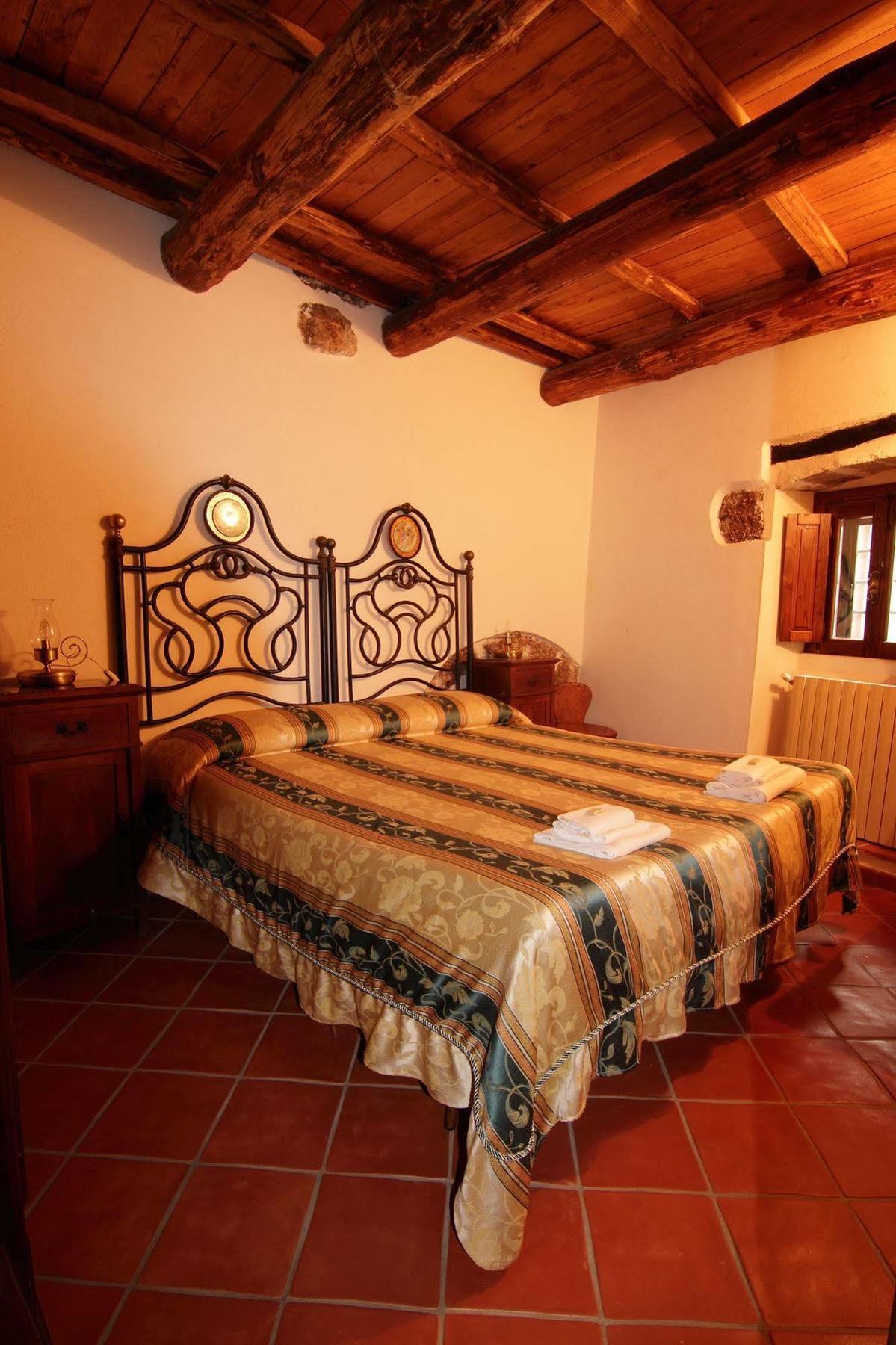 Residenza La Torre Aparthotel Santo Stefano Di Sessanio Εξωτερικό φωτογραφία